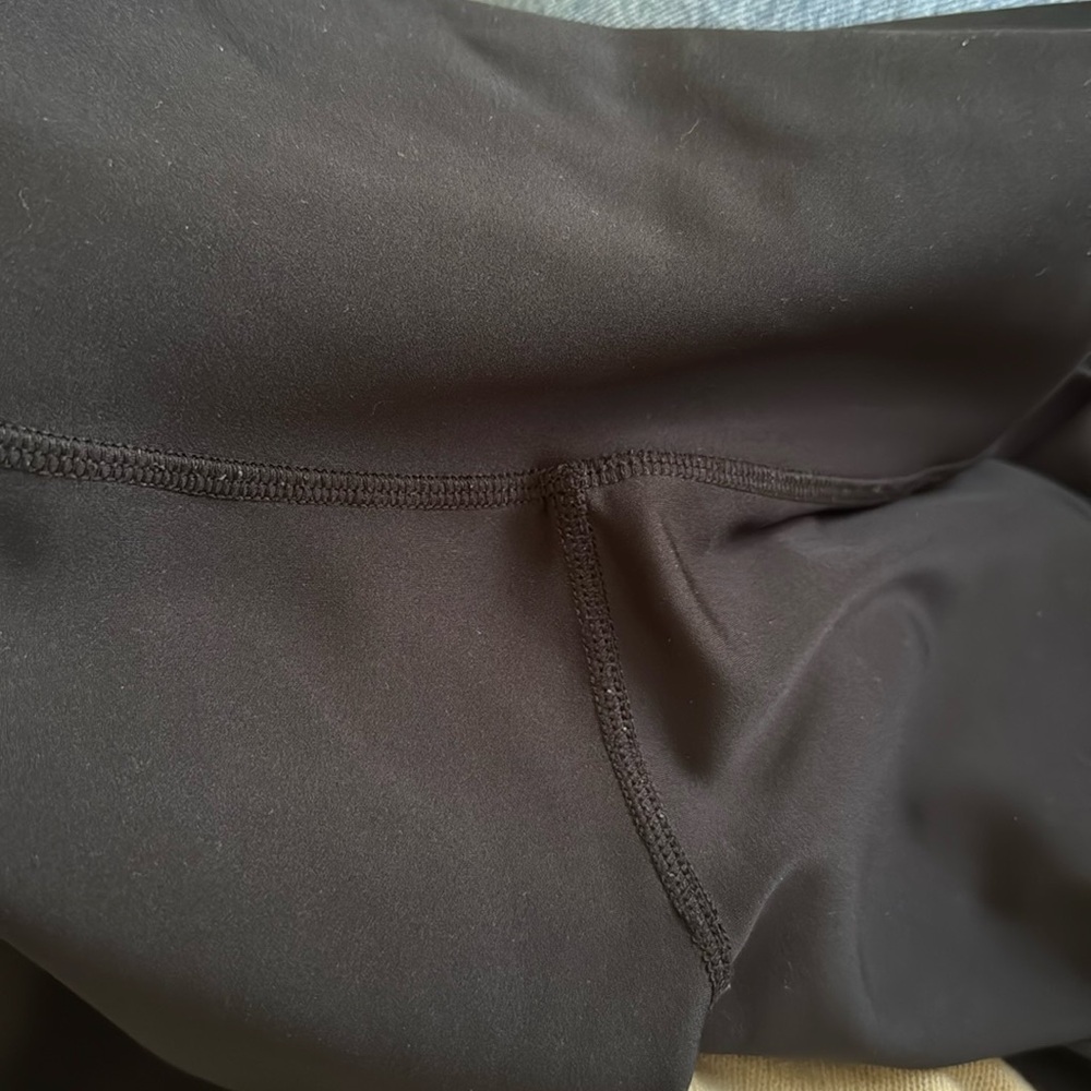 ALO Yoga Midnight Black High-Waist Leggings - Picture 5 of 7